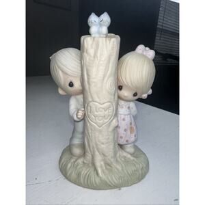 Precious Moments Couple By Tree Thee I Love 1979 E-3116 5 3/4" T x 4" x 2 3/4"